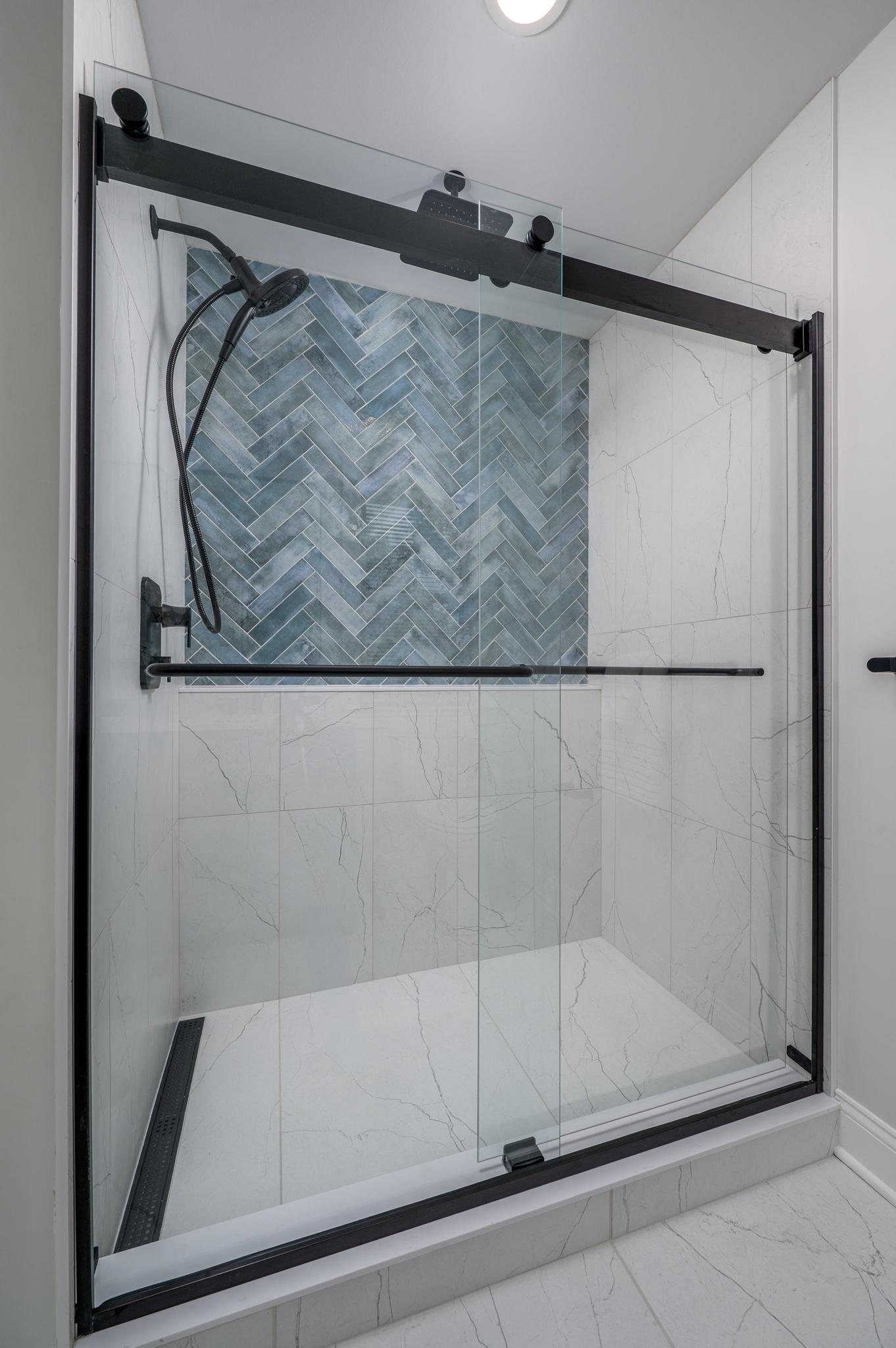 9 E Crystal Lake Shower Tile Detail